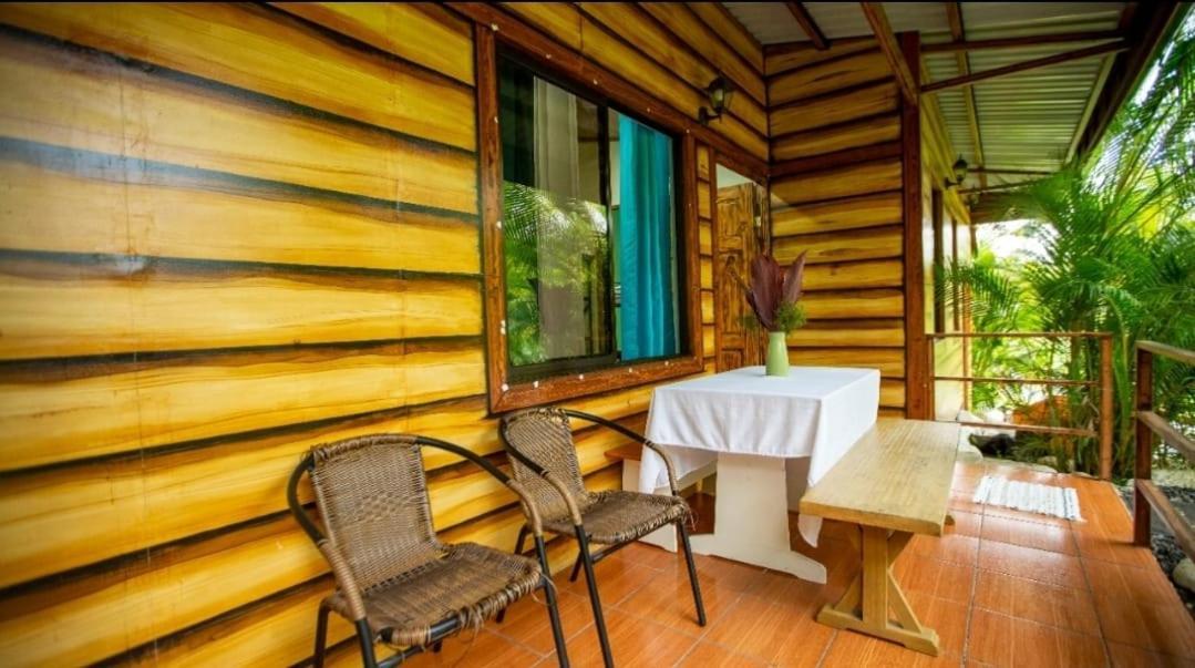 Cabanas Rio Escondido En La Fortuna Buitenkant foto