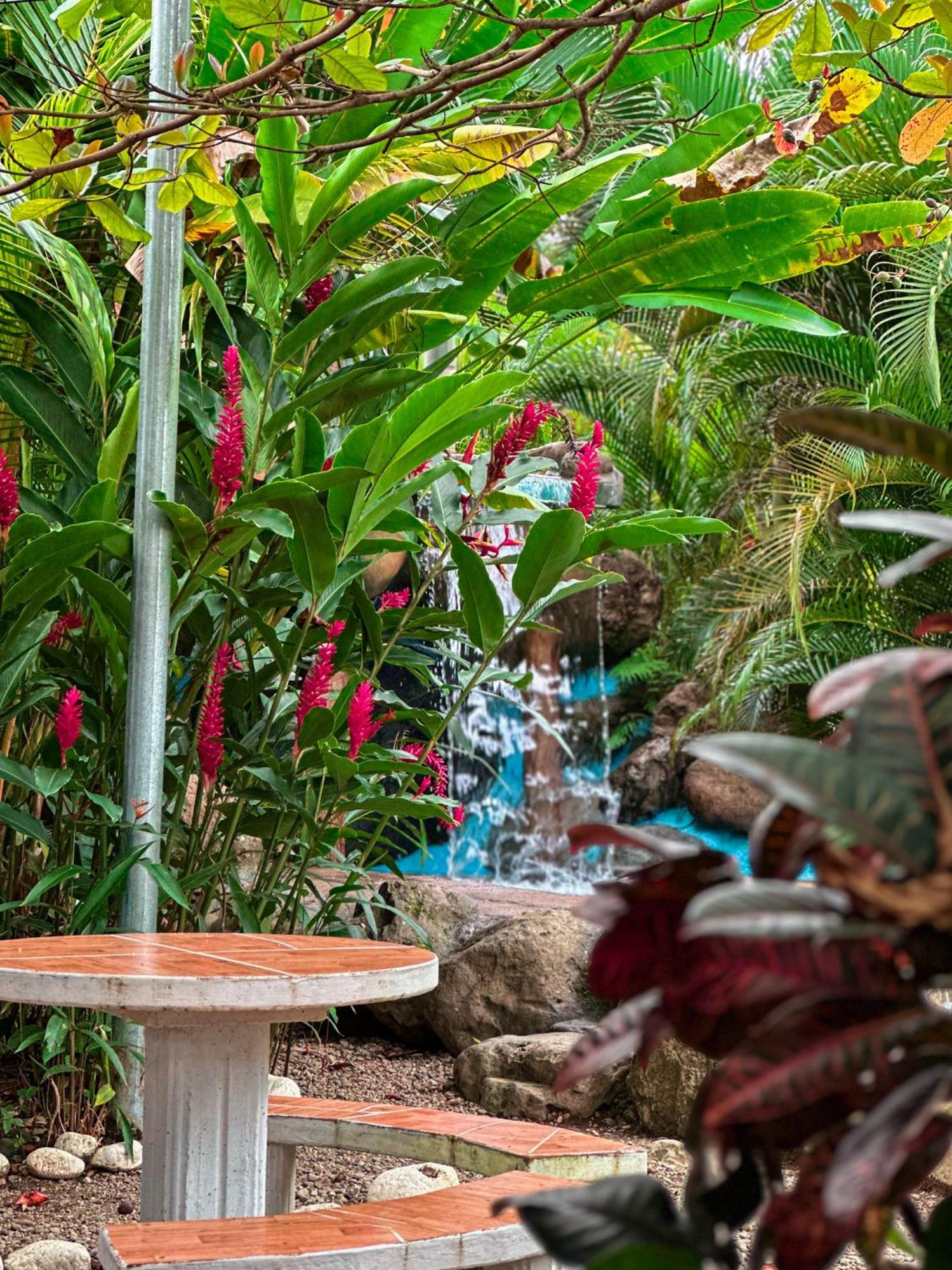 Cabanas Rio Escondido En La Fortuna Buitenkant foto