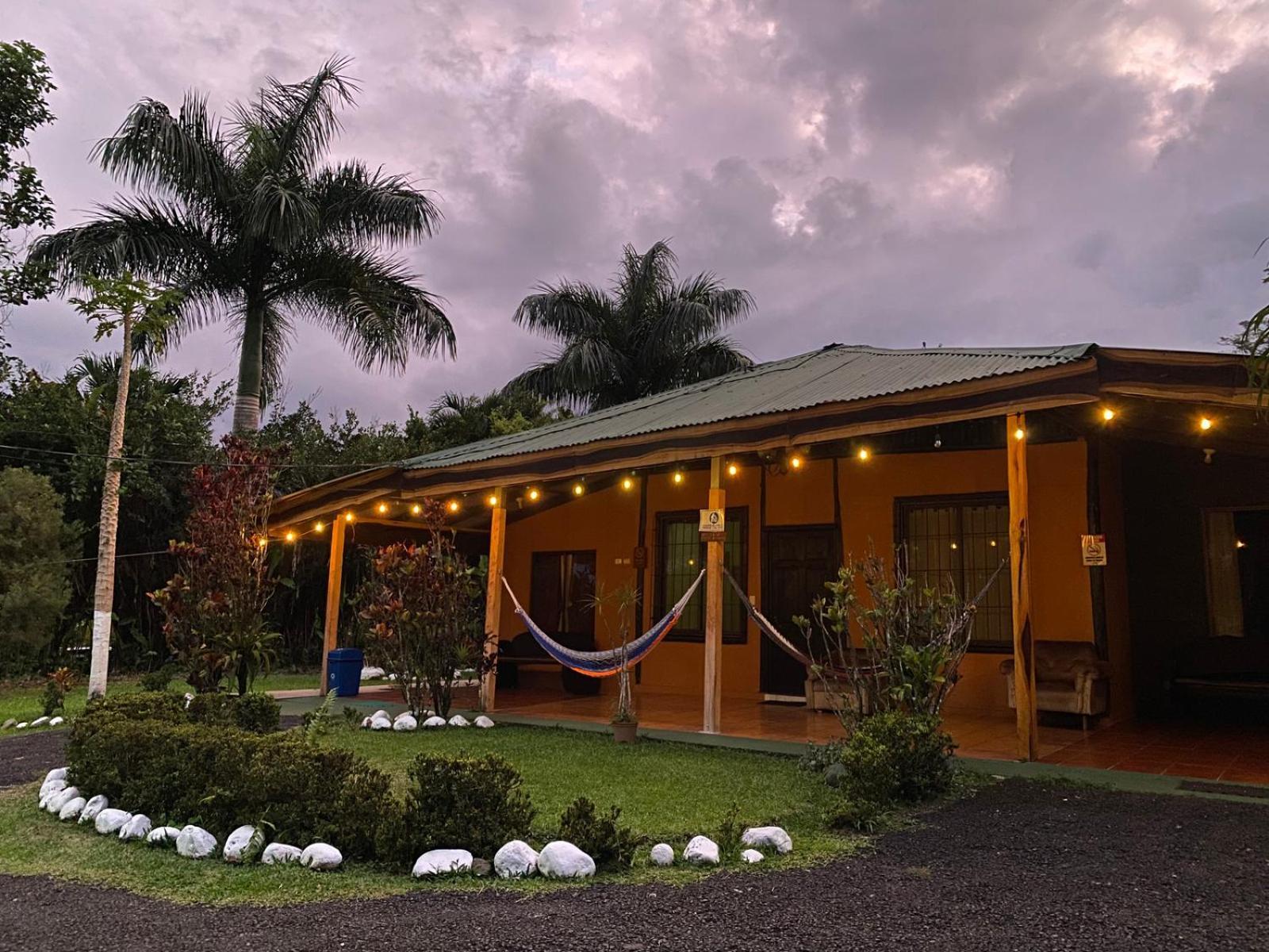 Cabanas Rio Escondido En La Fortuna Buitenkant foto